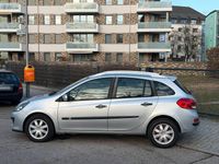 Gebraucht Renault Clio GrandTour 85 PS (62 kW) 2008 Silber Kombi