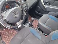 Gebraucht Dacia Sandero 73 PS (53 kW) 2016 Weiß Kleinwagen