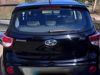 Gebraucht Hyundai i10 67 PS (49 kW) 2017 Schwarz Kleinwagen