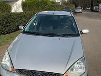 Gebraucht Ford Focus 101 PS (74 kW) 2002 Grau Kleinwagen