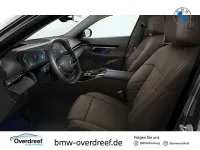 Gebraucht BMW 530e Sport Line 299 PS (219 kW) 2025 Schwarz Kombi