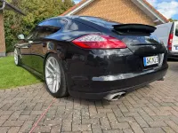 Gebraucht Porsche Panamera S 400 PS (294 kW) 2011 Schwarz Kleinwagen