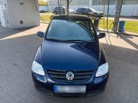 Second-hand VW Fox 55 CP (40 kW) 2006 Albastru Hatchback