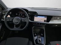 Gebraucht Audi A3 Ambiente 116 PS (85 kW) 2025 Gletscherweiß metallic (metallic) Limousine