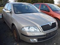 Gebraucht Skoda Octavia Elegance 116 PS (85 kW) 2005 Saharabeige metallic Limousine