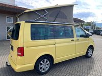 Gebraucht VW California Beach 102 PS (75 kW) 2012 Sunny yellow Van