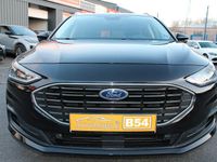 Gebraucht Ford Focus Titanium 125 PS (91 kW) 2022 Schwarz Kombi