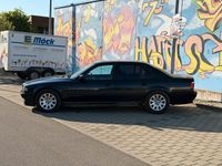 Gebraucht BMW 728 193 PS (141 kW) 1998 Schwarz Limousine