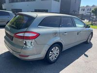Gebraucht Ford Mondeo Ghia 131 PS (96 kW) 2008 Silber Kombi