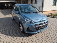 Gebraucht Hyundai i10 Trend 67 PS (49 kW) 2017 Blau Kleinwagen