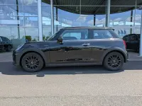 Gebraucht Mini Cooper 136 PS (100 kW) 2023 Schwarz Kleinwagen