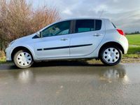 gebraucht Renault Clio 1.6 16V Privilege