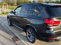 gebraucht BMW X5 xDrive40d - Head Up - AHK - Harman/Kardon