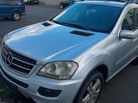 Gebraucht Mercedes ML280 190 PS (139 kW) 2006 Silber SUV
