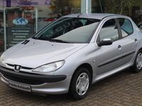 Gebraucht Peugeot 206 75 PS (55 kW) 2001 Silber Limousine