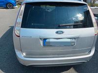Gebraucht Ford Focus 105 PS (77 kW) 2010 Silber Kombi