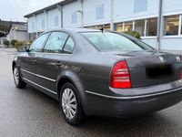 Gebraucht Skoda Superb 163 PS (119 kW) 2004 Andere farben Limousine