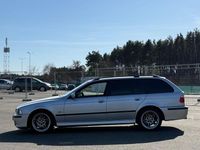 Gebraucht BMW 520 M Sport 170 PS (125 kW) 2001 Silber Limousine