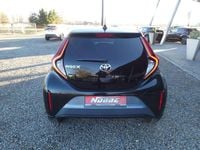 Gebraucht Toyota Aygo X Basis 72 PS (52 kW) 2025 Juniper blue /dach schwarz SUV