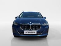 Gebraucht BMW 220 Active Tourer Luxury Line 156 PS (114 kW) 2024 Phytonicblau metallic Van / Kleinbus