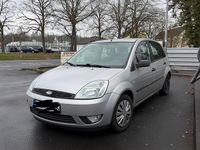 Gebraucht Ford Fiesta 2003 Silber Kleinwagen