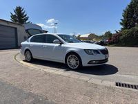 Gebraucht Skoda Superb Exclusive 170 PS (125 kW) 2014 Weiß Limousine