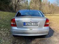 Usata Opel Astra 101 CV (74 kW) 2003 Argento Berlina