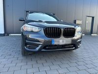 gebraucht BMW X3 XDRIVE30E HeadUp, Panorama, AHK