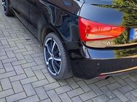 Second-hand Audi A1 Design 84 CP (61 kW) 2011 Negru Hatchback