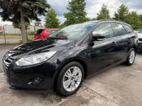 Gebraucht Ford Focus 125 PS (91 kW) 2014 Schwarz Limousine