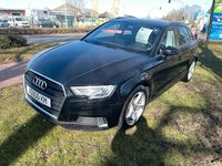 Gebraucht Audi A3 Comfort 116 PS (85 kW) 2018 Schwarz Limousine