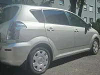 Gebraucht Toyota Corolla Verso 129 PS (94 kW) 2005 Silber Van / Kleinbus