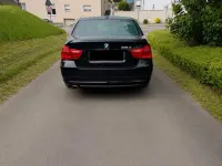 Gebraucht BMW 318 143 PS (105 kW) 2011 Schwarz Limousine