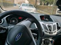 Gebraucht Ford Fiesta 2012 Grau Kleinwagen