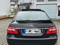 Gebraucht Mercedes E500 Avantgarde 387 PS (284 kW) 2010 Schwarz Limousine