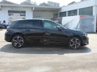 Neu Opel Astra 131 PS (96 kW) 2025 Schwarz (schwarz perla nera/typ aussenv) schwarz (stoff) Kleinwagen