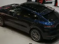 Gebraucht Porsche Cayenne E-Hybrid Coupe 462 PS (339 kW) 2022 Blau SUV