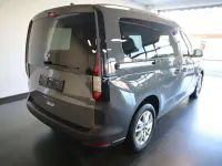 Gebraucht VW Caddy 102 PS (75 kW) 2024 Pure grey (grau) Van / Kleinbus