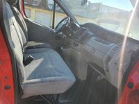 Gebraucht Renault Trafic 115 PS (84 kW) 2013 Rot Van / Kleinbus