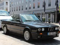 Gebraucht BMW 318 Cabriolet 113 PS (83 kW) 1992 Schwarz Cabrio