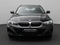 Gebraucht BMW 318 Shadowline 156 PS (114 kW) 2025 Schwarz Kombi