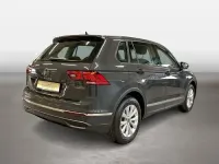 Occasion VW Tiguan Basis 131 ch (96 kW) 2023 Gris SUV