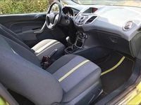 Gebraucht Ford Fiesta 80 PS (58 kW) 2011 Grün Kleinwagen