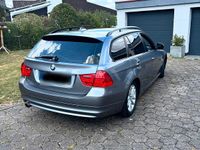 Gebraucht BMW 320 170 PS (125 kW) 2009 Grau Kombi