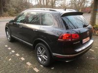 Gebraucht VW Touareg Executive 262 PS (192 kW) 2018 Schwarz SUV