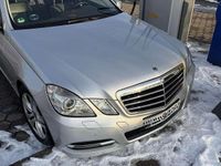Gebraucht Mercedes E200 Avantgarde 184 PS (135 kW) 2012 Silber Kombi