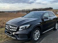 gebraucht Mercedes GLA200 7G-DCT Peak Edition