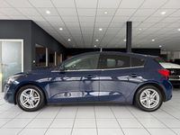 Gebraucht Ford Focus 125 PS (91 kW) 2020 Blau Limousine