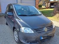 Gebraucht VW Fox 55 PS (40 kW) 2010 Grau Kleinwagen