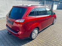 Gebraucht Ford Grand C-Max 150 PS (110 kW) 2017 Rot Van / Kleinbus